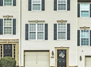 2723 Foxshire Dr, York, PA 17402