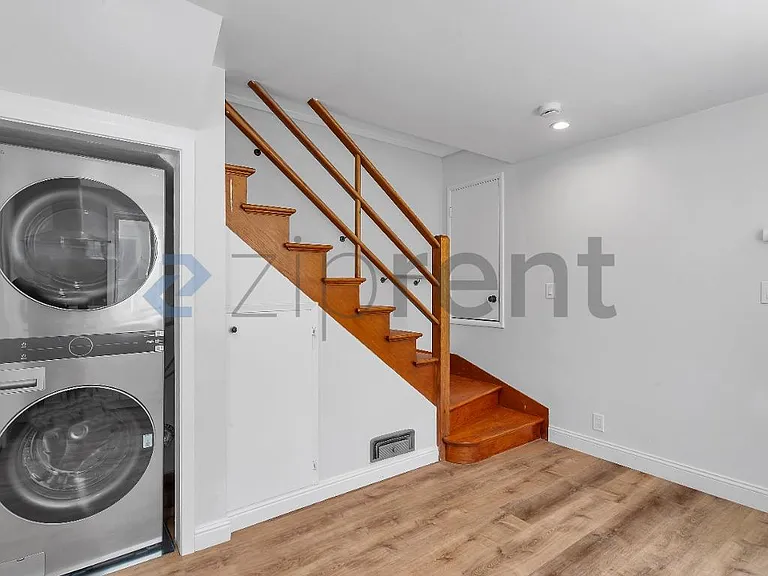 173 Westlawn Ave — Photo 6