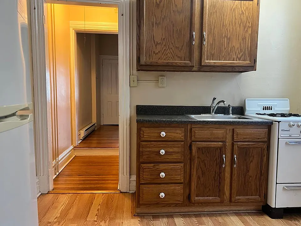 116 Locust St #5