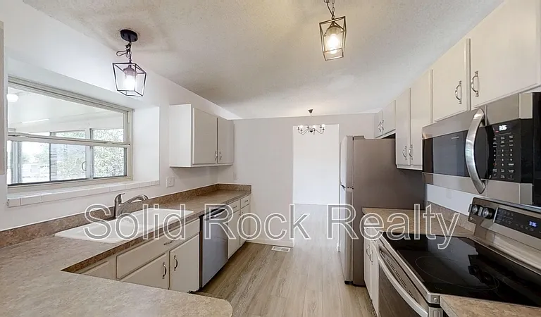6340 Lange Dr — Photo 1