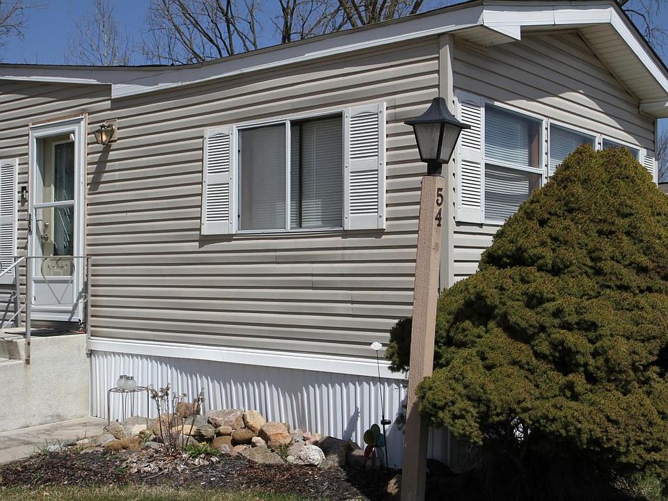 1st image of 54 Winter Pine Dr
