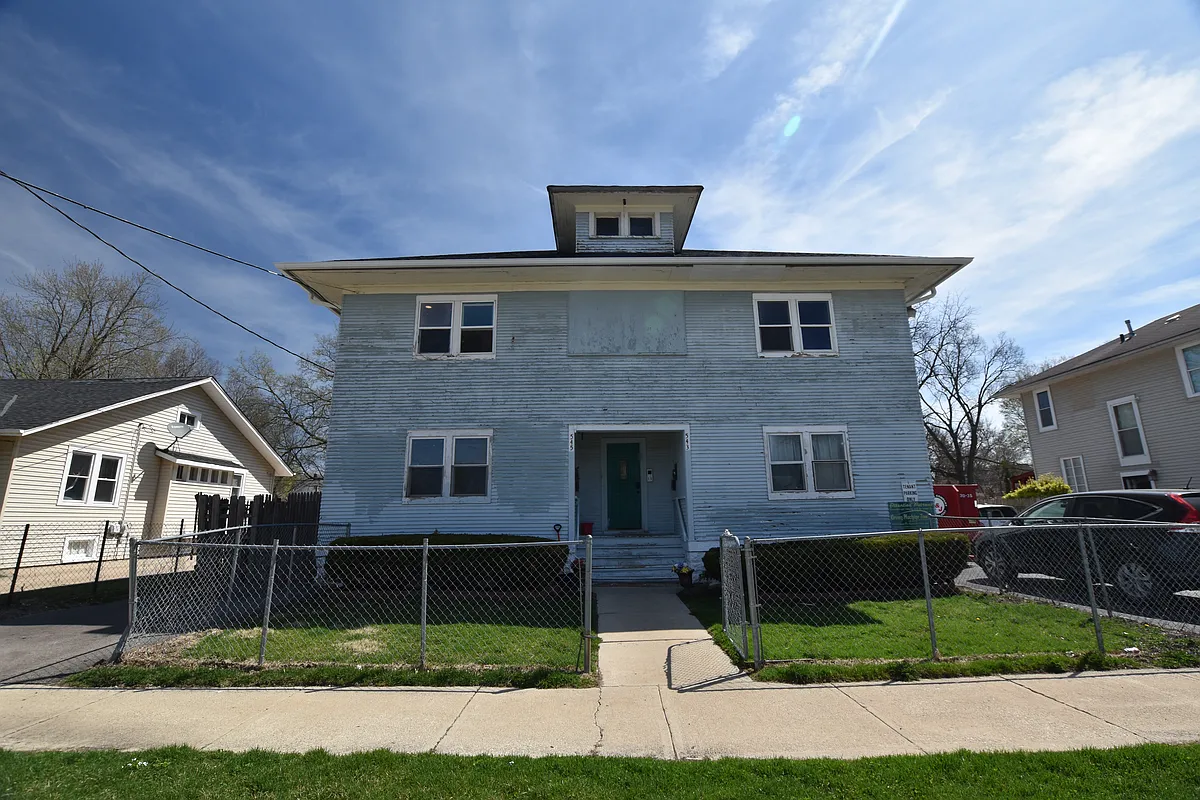 Building Photo - 545 Hammond Ave #3
