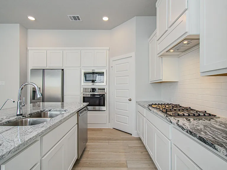 18230 Hibiscus Crescent Ln — Photo 7