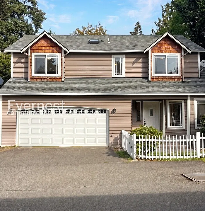 2012 N 163rd Pl