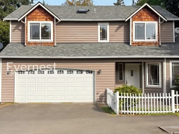 2012 N 163rd Pl, Seattle, WA 98133