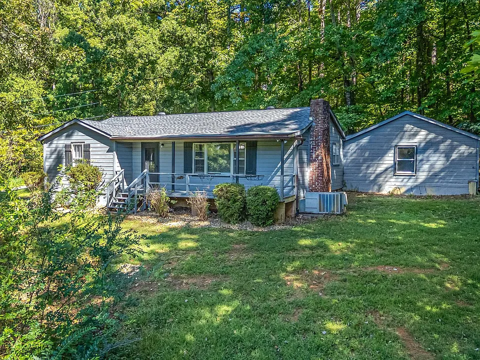 400 Fox Rd