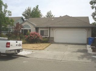 2174 Erika St, Santa Rosa, CA 95403