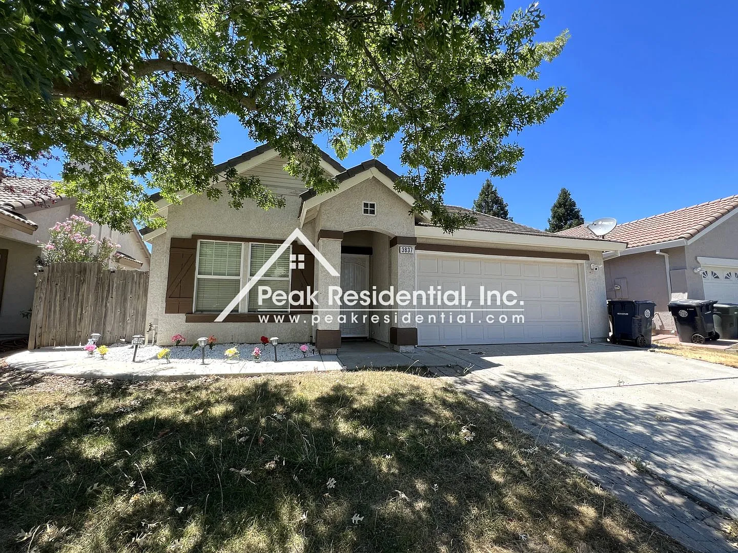 Very Nice North Natomas 3bd/2ba With 2 Car Garage! — Photo 2