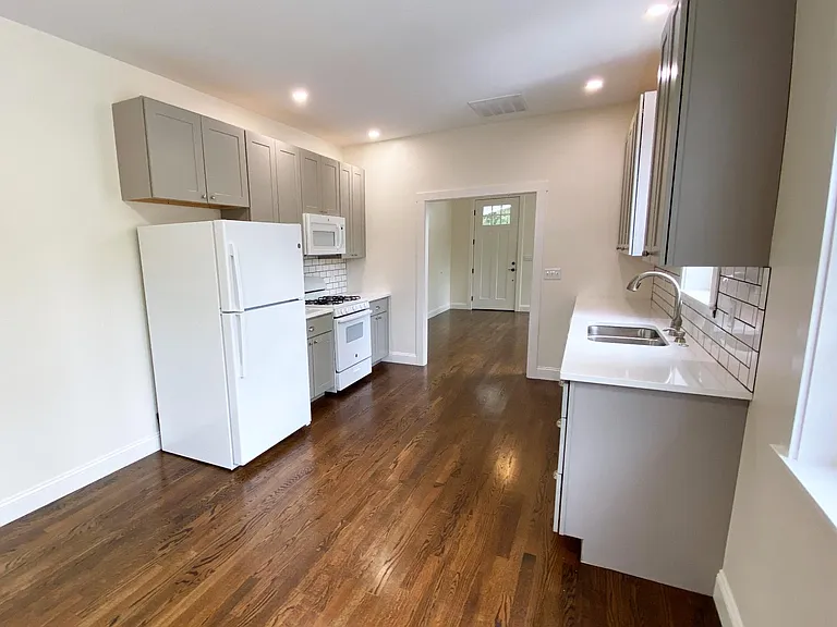 12 S Shannon Ave — Photo 8