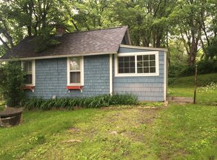 122 Brook St, Groton, CT 06340