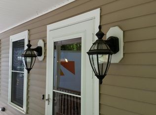 32 North Rd, Richmond, RI 02875