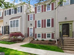 2384 Branleigh Park Ct, Reston, VA 20191