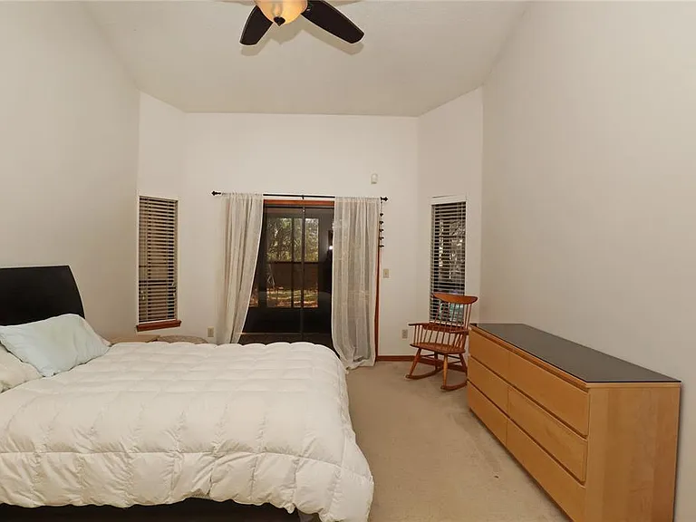 5722 Bay Side Dr — Photo 8