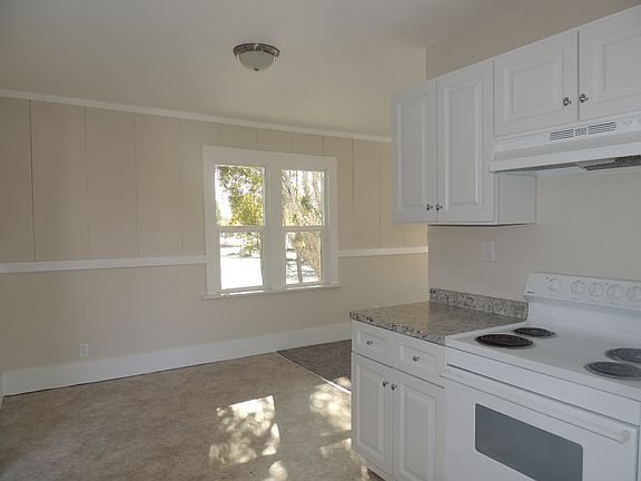 2nd image of 3732 Long Beach Blvd #B