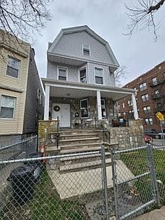 2nd image of 20 Fulton Ave