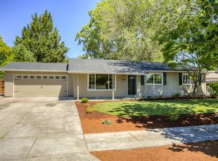 2280 Greenbrook Dr, Medford, OR