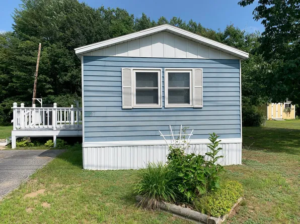 27 Sunset View, Sabattus, ME 04280