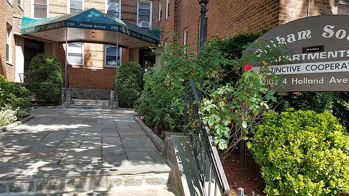 Sold by Gerard Desgranges Realty | media 1