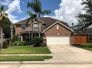 1917 Oak Shire Dr, Pearland, TX 77581