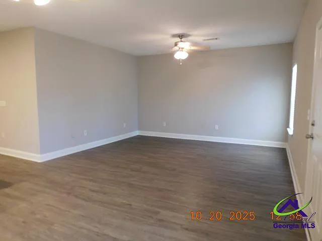 3 bed, 2.0 bath, 1250 sqft, $1,495 — Photo 2