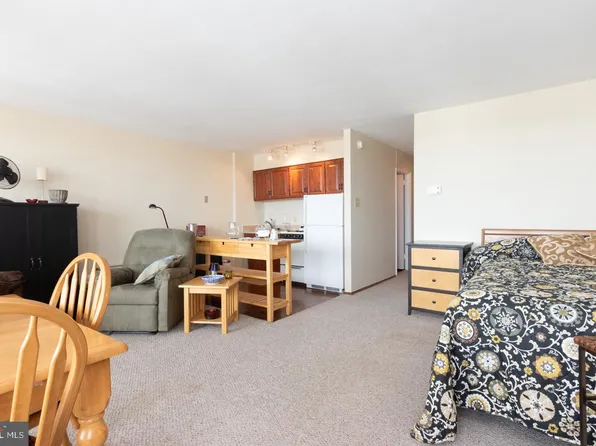 2401 Pennsylvania Ave APT 14A6, Philadelphia, PA 19130