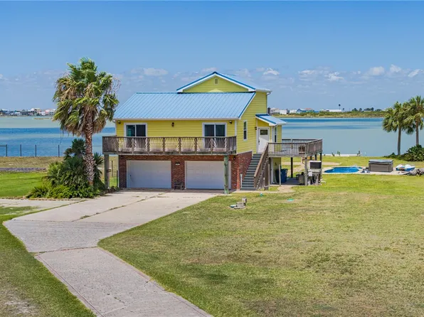401 Old Salt Lake Rd, Rockport, TX 78382