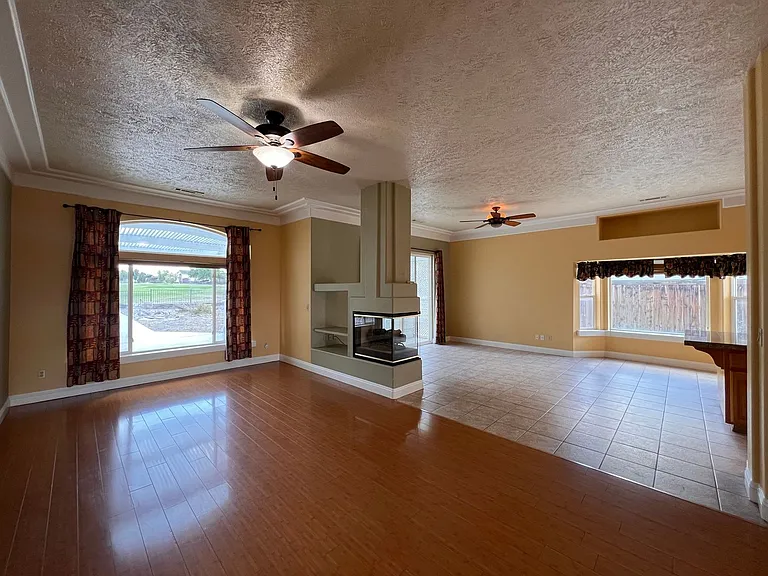 1021 Pepper Ln — Photo 18