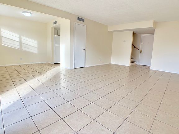 2nd image of 2320 E 21st St #407