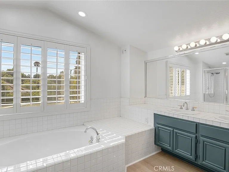20871 Betron St — Photo 21