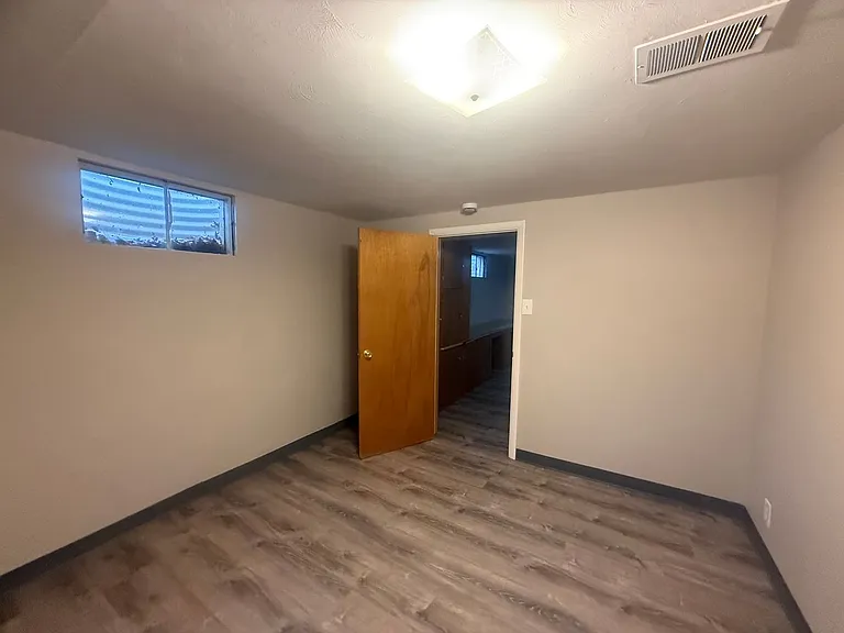 3326 S Ash St — Photo 20