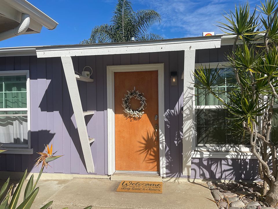 Front door to Cottage