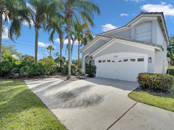 4387 Leicester Court, West Palm Beach, FL 33409