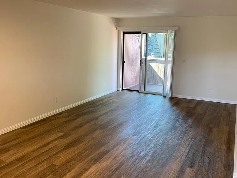 3269 Shadow Park Pl — Photo 9