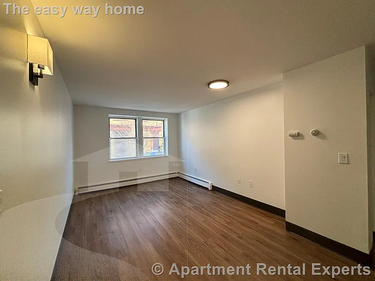 1 Franklin St #202 — Photo 4