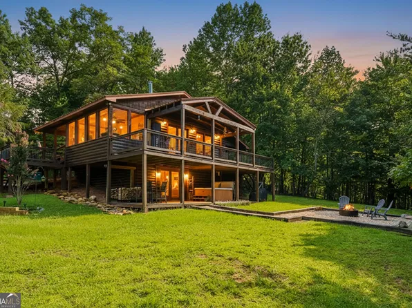 24 Oak Ledge Rd, Morganton, GA 30560