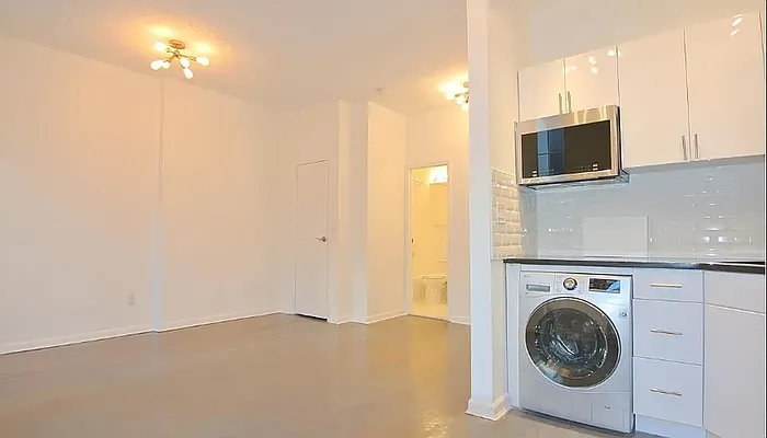 Rented by Oxford Property Group | media 10