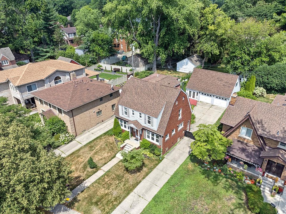 1st image of 22532 Alexandrine St