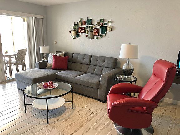 3rd image of 25820 Hickory Blvd APT 201