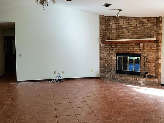 4th image of 2835 Cranberry Cir