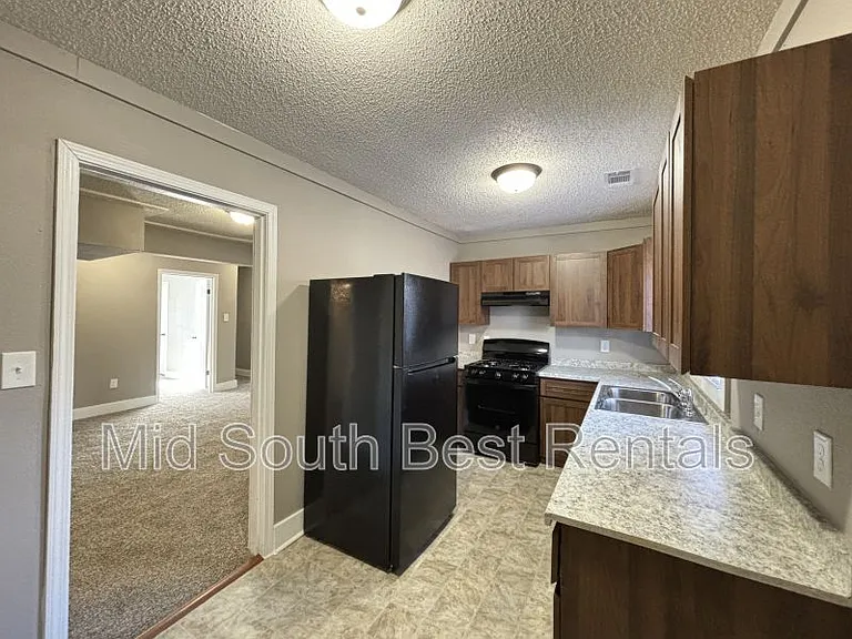 2505 S Ringo St — Photo 5