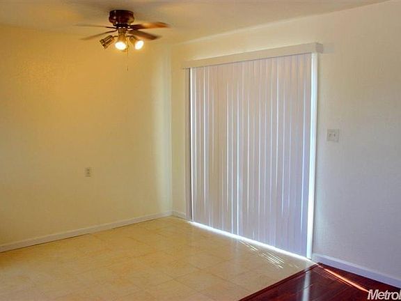 5th image of 2360 Kenworthy Way