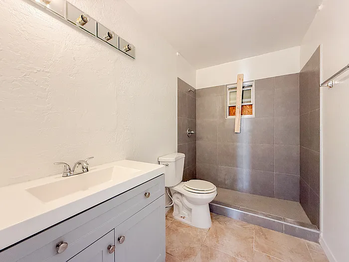 3442 E Melvin St #5 — Photo 11