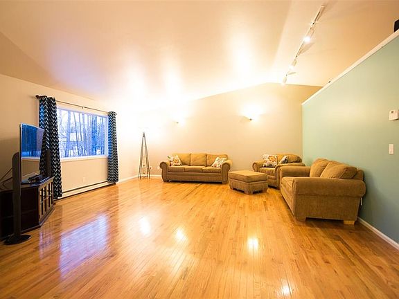 3rd image of 3564 Mandeville Loop