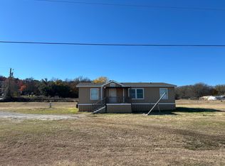 102 Sunny Brook Ct, Springtown, TX 76082