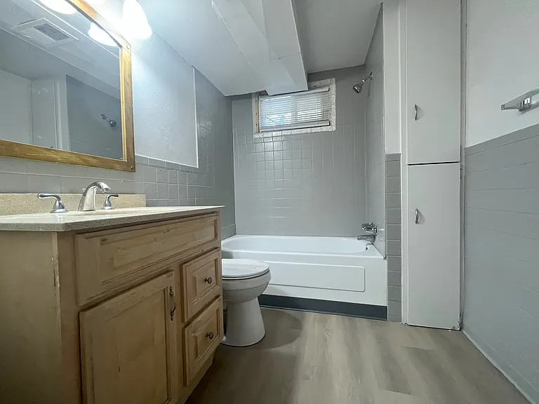 3220 Dudley St — Photo 15
