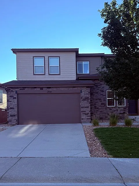5 bed, 3400 sqft, $1,400 — Photo 4