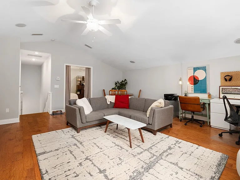 3773 SW 21st Dr — Photo 43