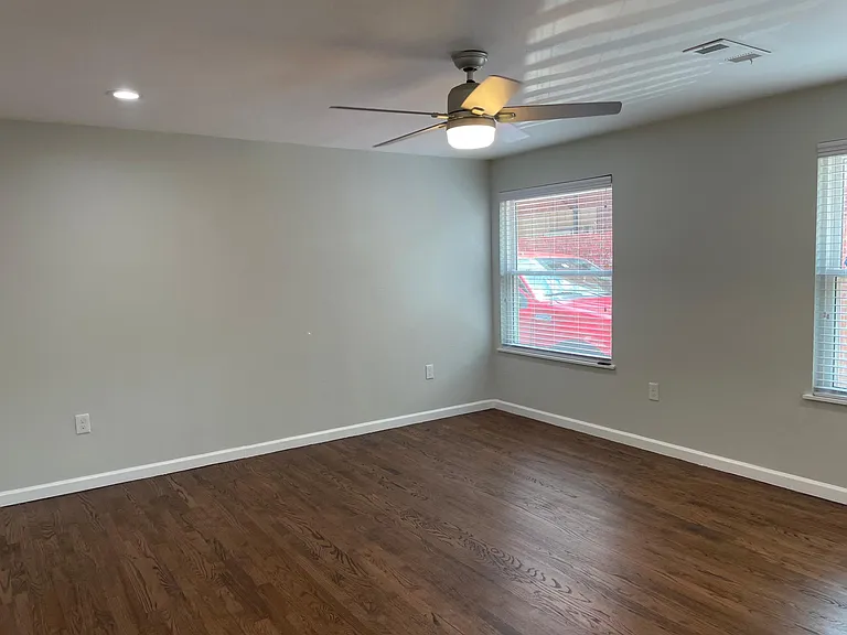 3205 Lubbock Ave — Photo 17