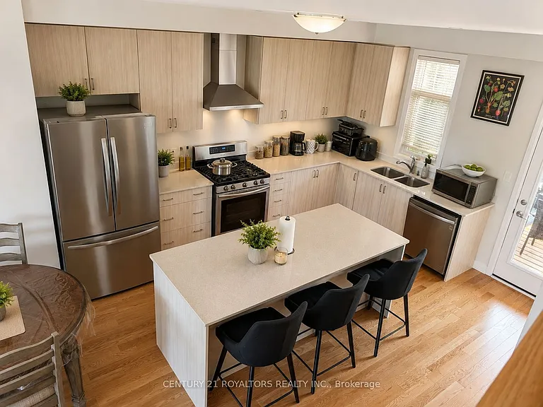 400 Newman Dr #30 — Photo 9