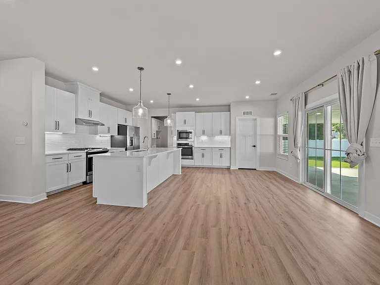 1757 Shipyard Rd — Photo 7